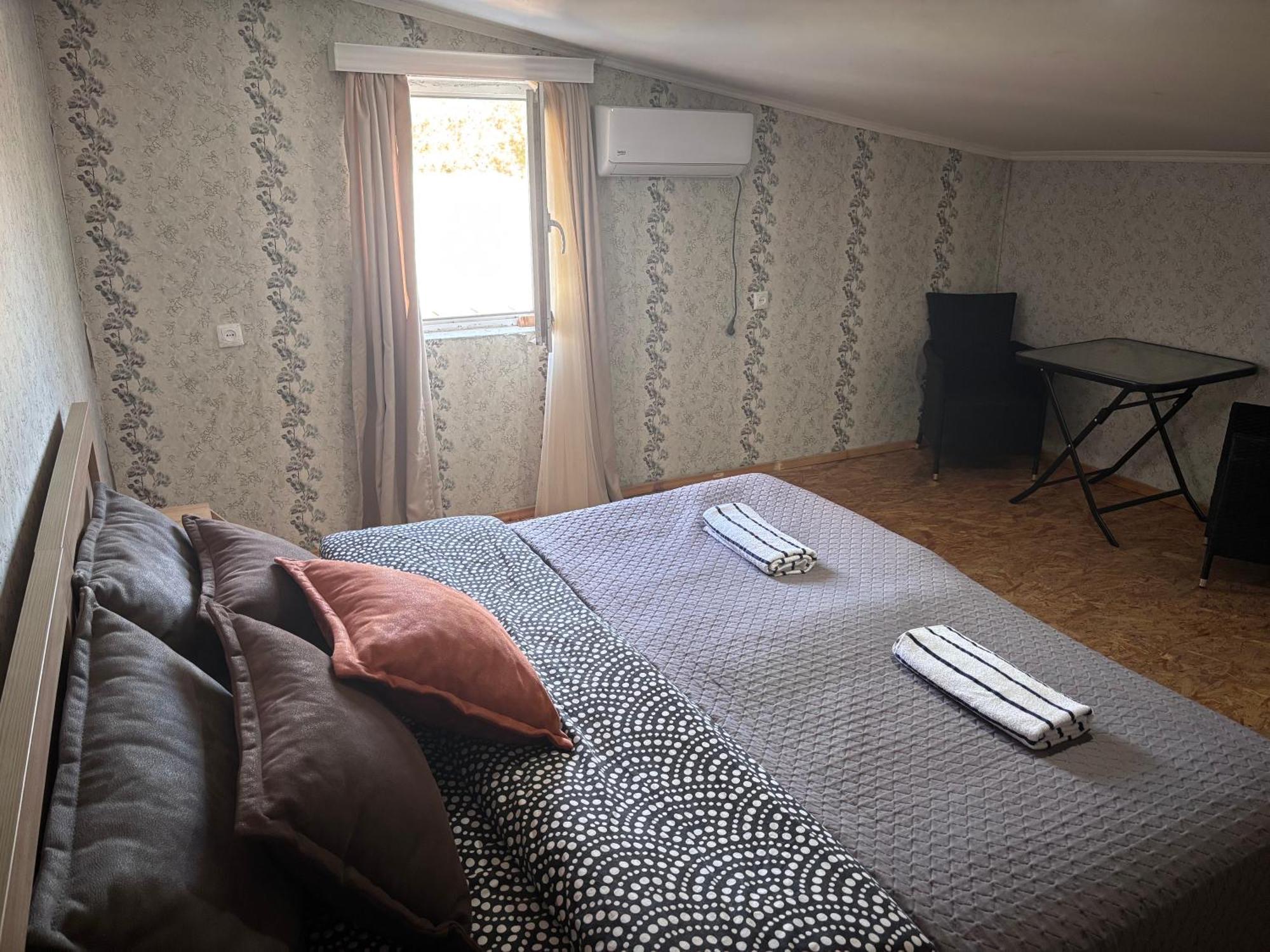 Guest House Katerina Кутаїсі Екстер'єр фото