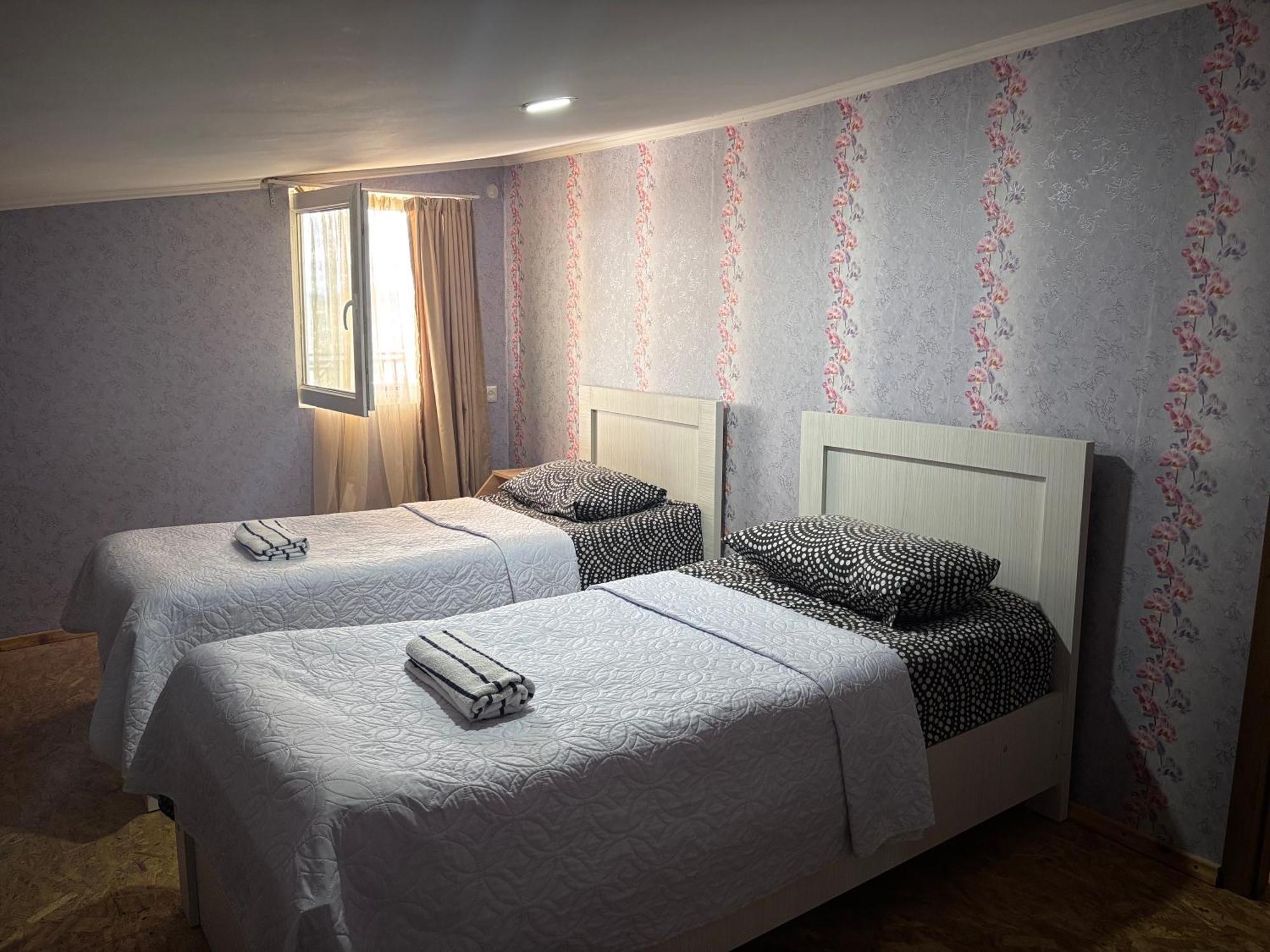 Guest House Katerina Кутаїсі Екстер'єр фото